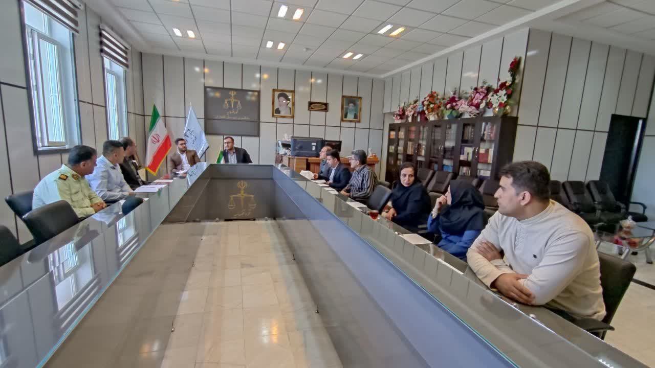 برگزاری جلسه ستاد مراقبت اجتماعی دانشآموزان (نماد) در دادگستری شهرستان کامیاران