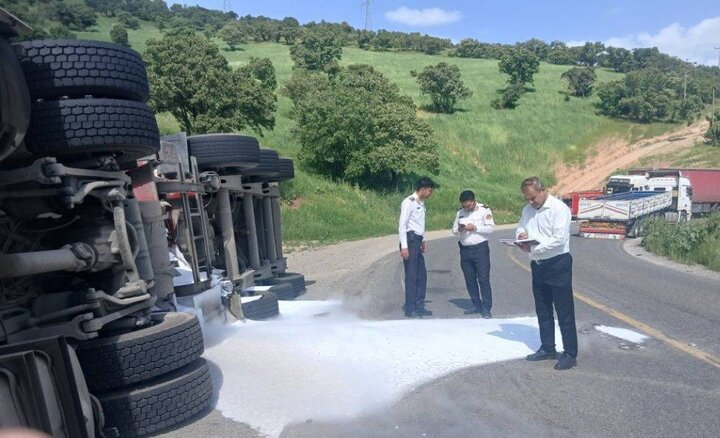 واژگونی تانکر گاز مایع در محور سنندج ـ سروآباد