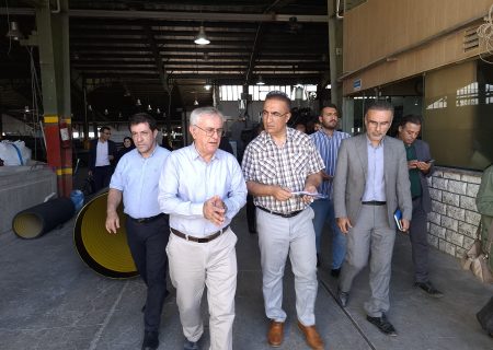 بازدید خبرنگاران از شرکت پیش تنیده و مشکلات این صنعتگران